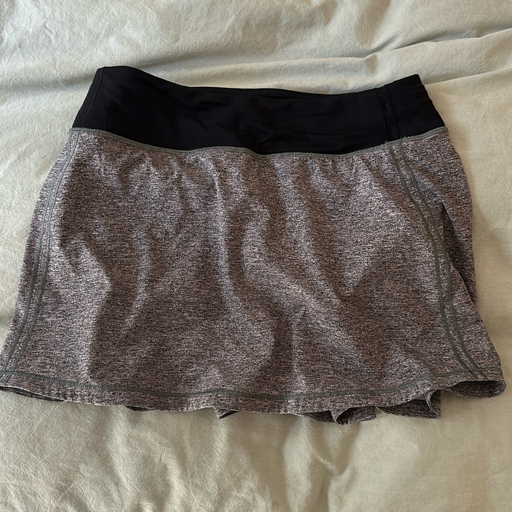 Lululemon pace rival skirt
